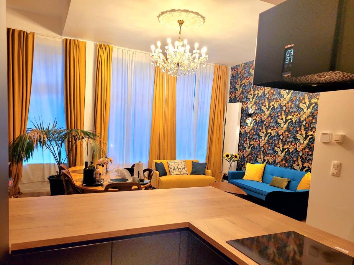 Brand New Camelia Room With Private Bathroom Brusel Exteriér fotografie