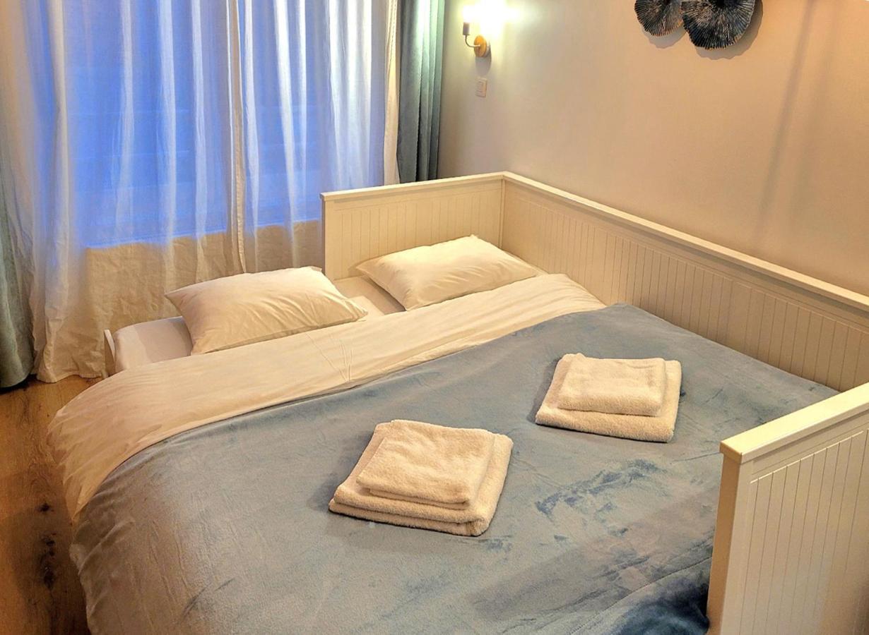Brand New Camelia Room With Private Bathroom Brusel Exteriér fotografie